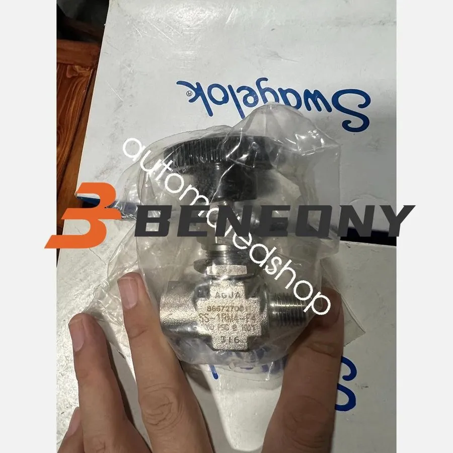 Клапан SS-1RM4-F4 Swagelok Needle Valve Shipping