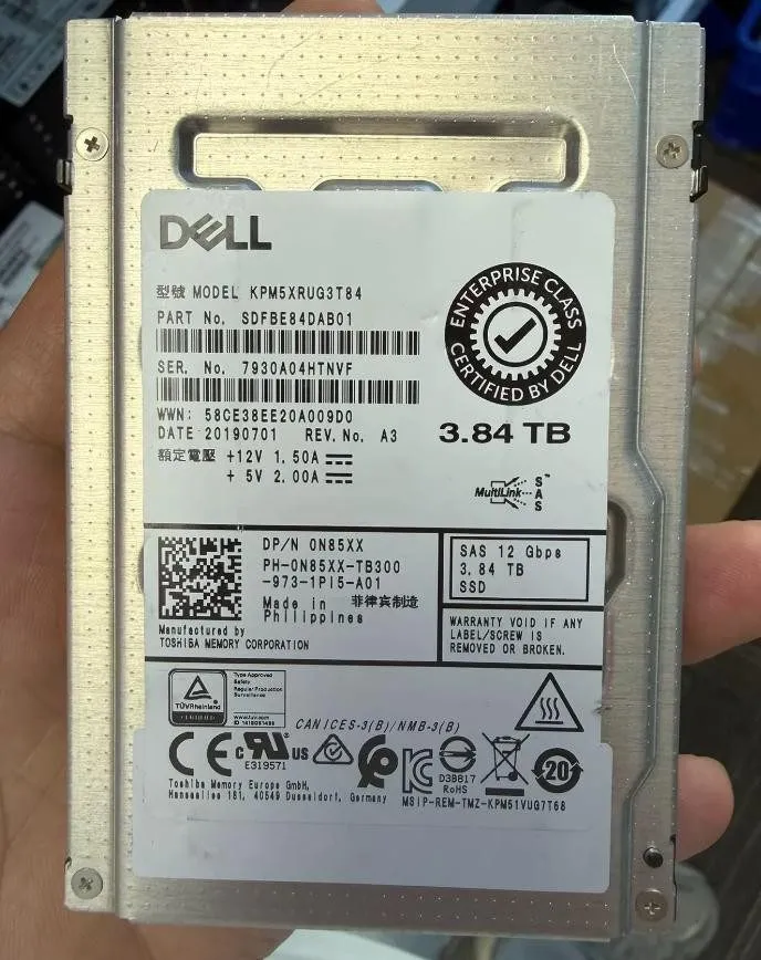 SSD-накопитель Dell N85XX / KIOXIA Toshiba KPM5XRUG3T84 SDFBE84DAB01 3.84TB 12Gb