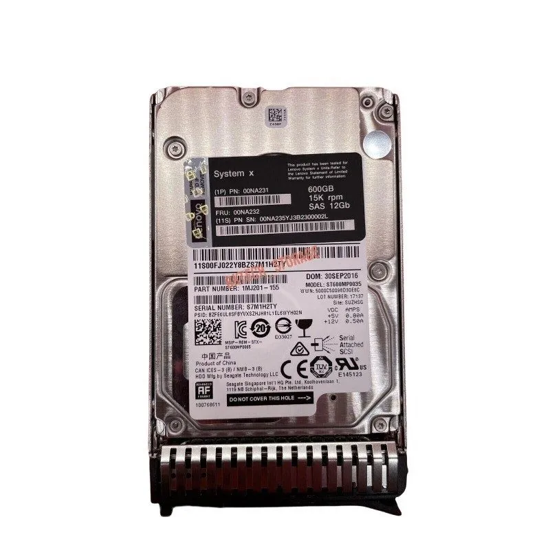 Жёсткий диск LENOVO 00NA235 00NA232 00NA231 600GB 15K RPM 12G 2.5" SFF SAS X3650