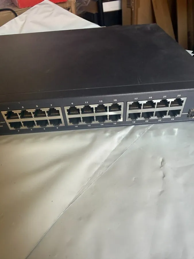 Коммутатор Dell PowerConnect 2624 24-Port Gigabit Managed Ethernet Switch Rackmo