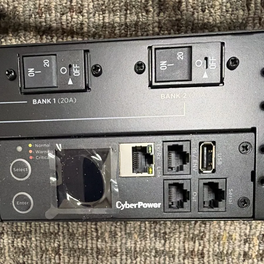 Блок розеток CyberPower PDU81008 16-Outlet 200-240V 24A IEC C13/C19 Rack Remote