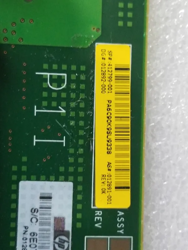 Контроллер HP Smart Array E200 3Gbps 2x Internal SAS x4 RAID Controller Card 412