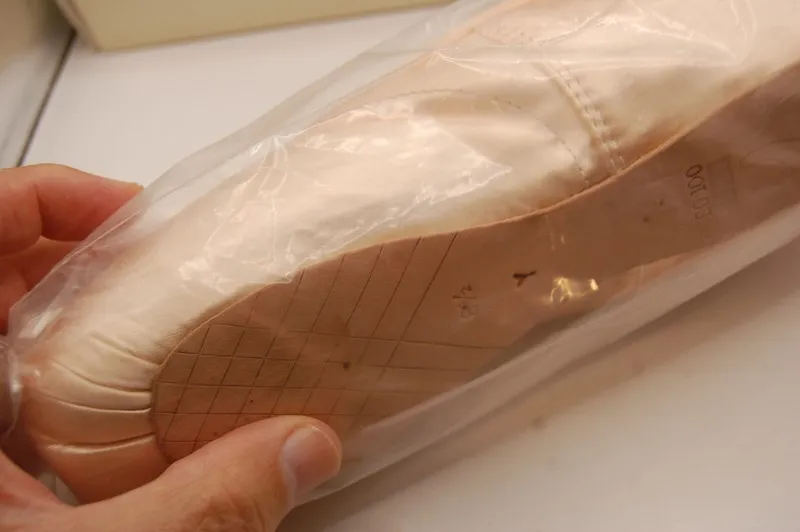 Сервер Bloch Synergy Med Shank Pointe Shoes $104.00 S0100L 6.5 1Y Pink Not Retur