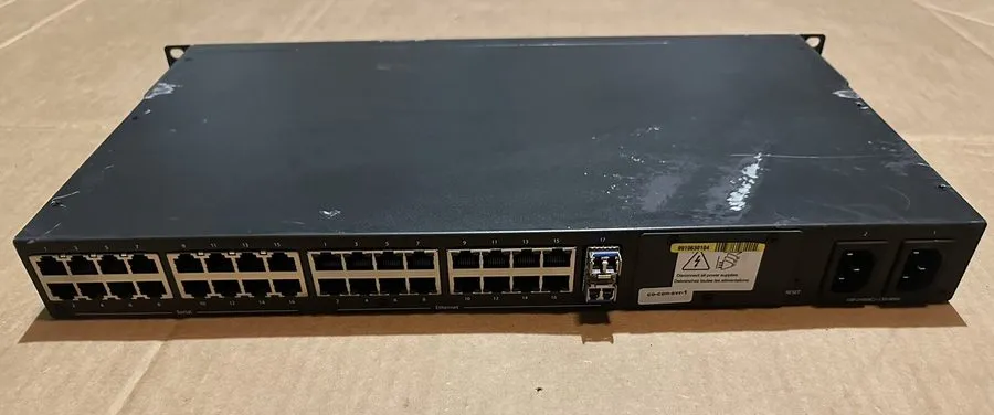 Сервер 04031138 Perle IOLAN SCR1618 RDAC Secure Console Server 16x RS232 RJ45 Ro