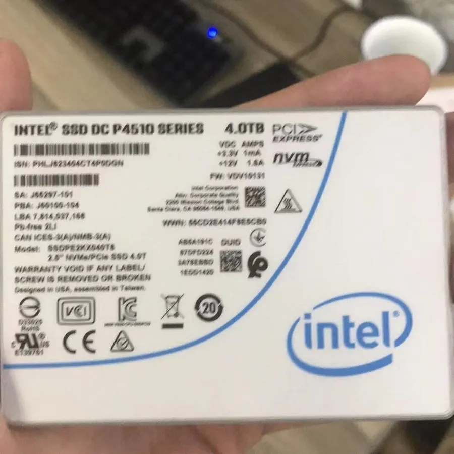 SSD-накопитель Intel P4510 4TB U.2 NVMe PCIe 3.0 2.5" Enterprise SSD SSDPE2KX040