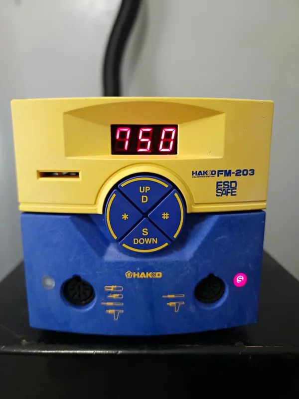 Паяльная станция HAKKO FM-203 Soldering Station Head Unit 220V