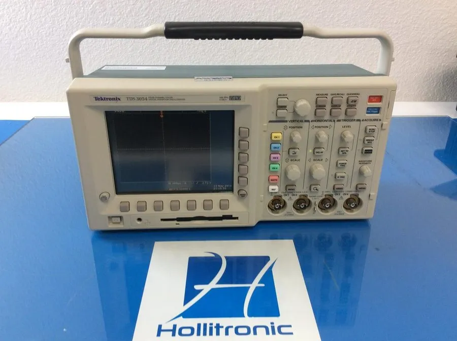 Осциллограф TEKTRONIX TDS 3054 FOUR CHANNEL OSCILLOSCOPE