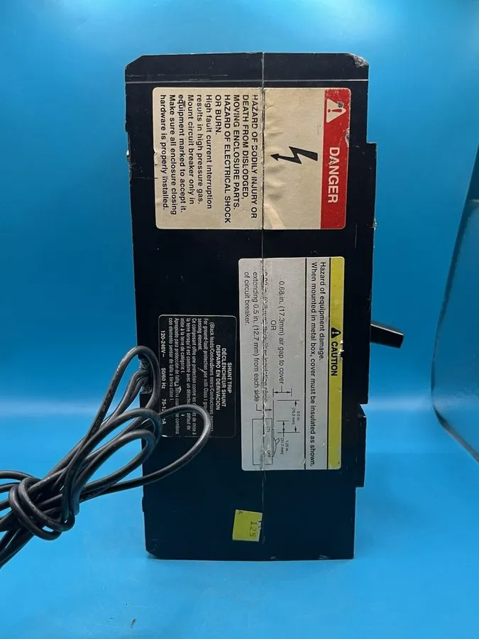 Автоматический выключатель SQUARE D KCL34125 3 pole 125 amp 65kA@480v Feed Thru  — фото лота 2