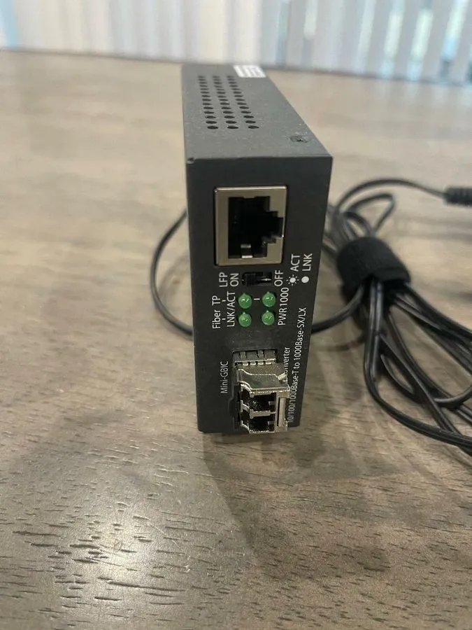 Медиаконвертер ET91000LC2