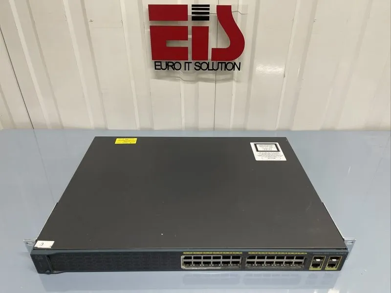 Коммутатор Cisco WS-C2960-24LC-S 24-Port 8 PoE + 2 Gigabit T/SFP Network Switch — фото лота 1
