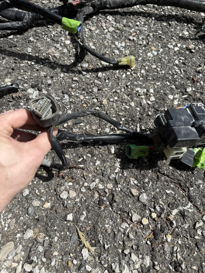 Жгут проводов 1999-2007 SUZUKI HAYABUSA GSX1300R HEADLIGHT SUB WIRING HARNESS WI — фото лота 2