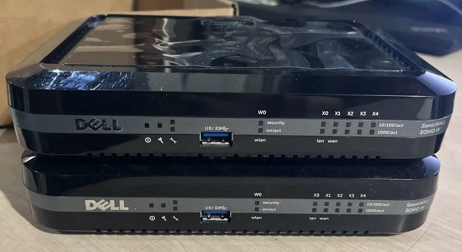 Межсетевой экран SonicWall SOHO 250 W APL41-0BA Wireless Network Security Firewa