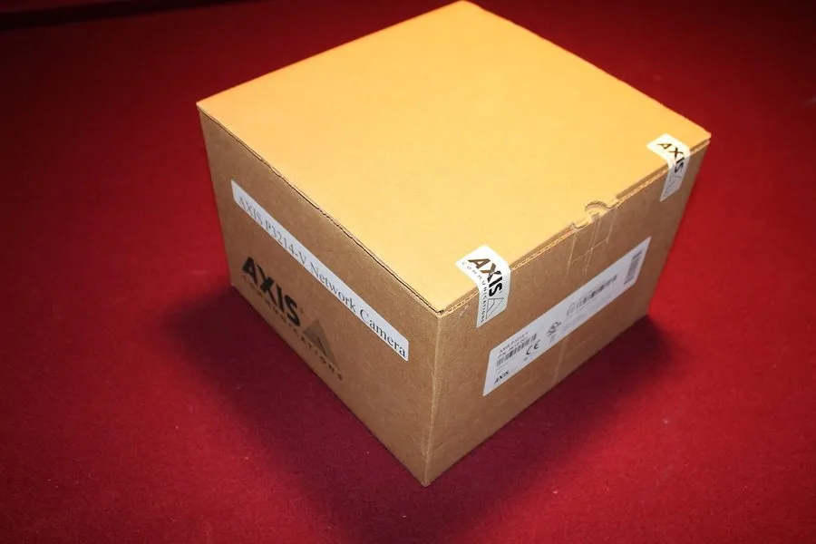 Камера Axis Communications P3214-V PoE Network Dome Cameras 0612-001-03