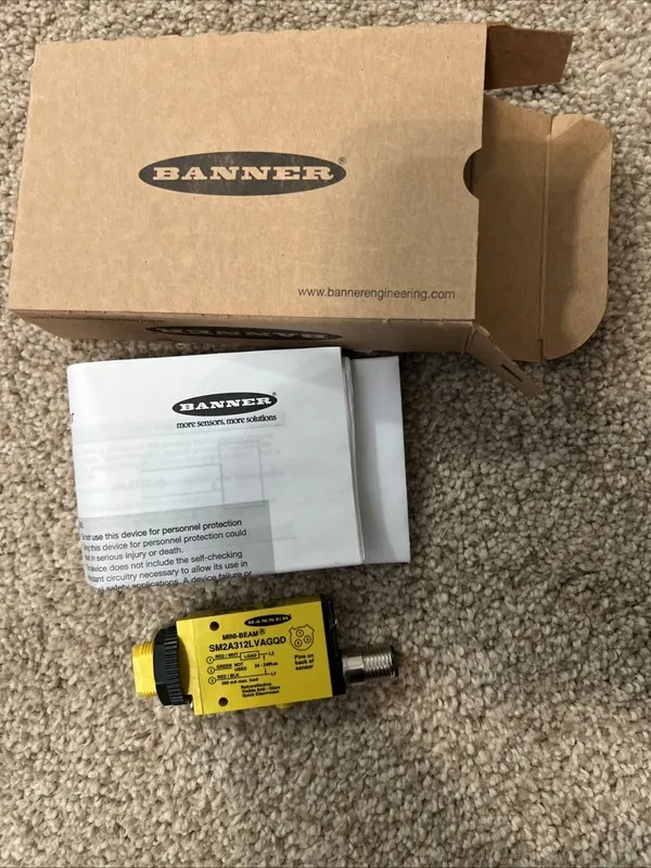 Фотоэлектрический датчик Banner SM2A312LVAGQD Photoelectric Sensor, 50mm to 2m R