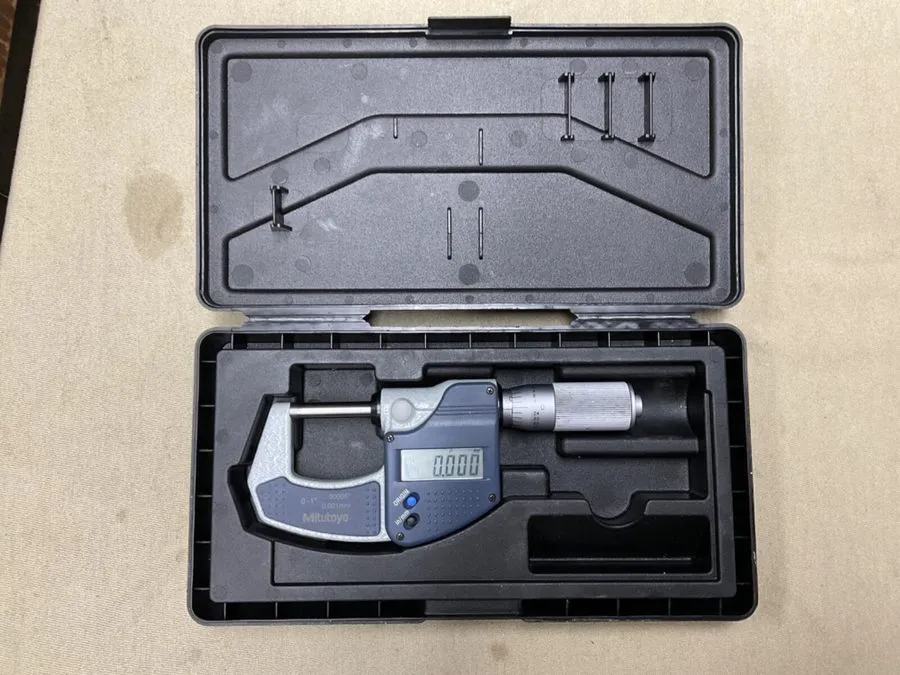 Микрометр MITUTOYO " DIGIMATIC MICROMETER .0005"