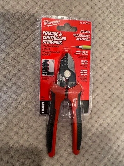 Стриппер Milwaukee 48-22-3013 Tri-Hole Fiber Optic Stripper