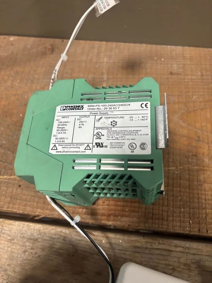 Блок питания Phoenix Contact MINI-PS-100-240AC/24DC/4 DIN Rail Power Supply 29-3