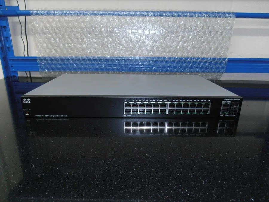 Коммутатор Cisco SG200-26 26-Port Gigabit POE Smart Switch Works