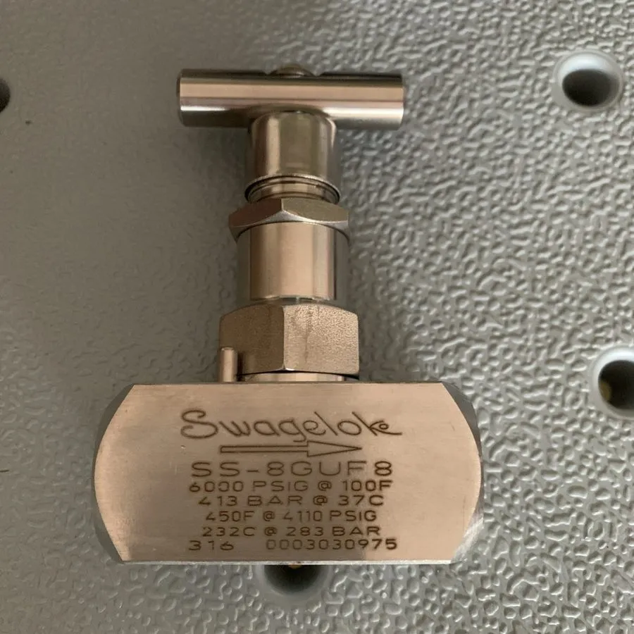 Клапан Swagelok needle valve SS-8GUF8-G, 1/2", 316SS 6000psi