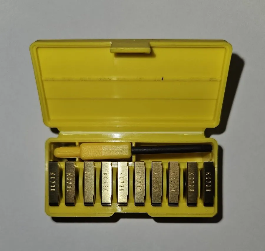 Режущий инструмент Kennametal LT-16ER 24UN KC 5025 Carbide Threading Insert . EX