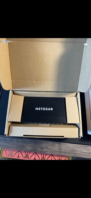Коммутатор NETGEAR GS308EP 8-Port Gigabit PoE+ Smart Managed Ethernet Switch 62W