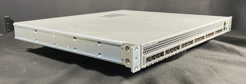 Коммутатор Arista DCS-7124FX-F 24 Port 10GbE SFP+ Switch — фото лота 2