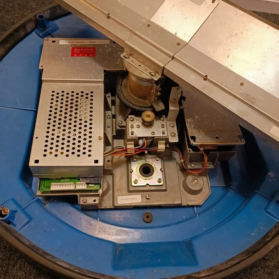Радар Furuno RSB-0055 Boat Marine 24" 4 kW Radome Radar Transceiver Scanner Unit — фото лота 4