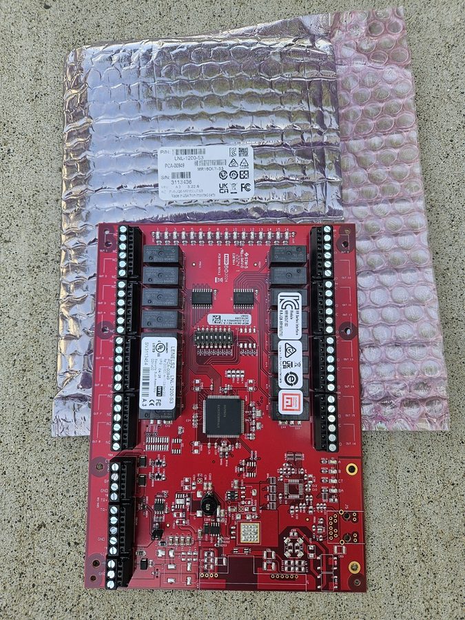 Оборудование видеонаблюдения Lenel S2 LNL-1200-S3