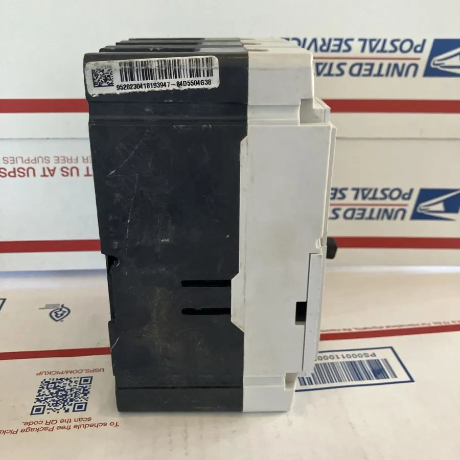 Автоматический выключатель Eaton PDG2 PDG23G0015TFFL Circuit Breaker 15A 3-Pole 