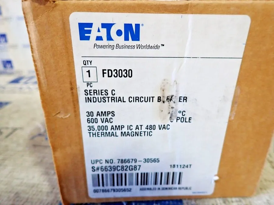 Автоматический выключатель EATON Cutler Hammer FD3030 30 Amp 600 VAC 3 Pole Circ