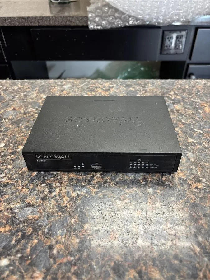 Межсетевой экран SonicWall TZ300 5-Port Network Security Firewall Appliance APL2
