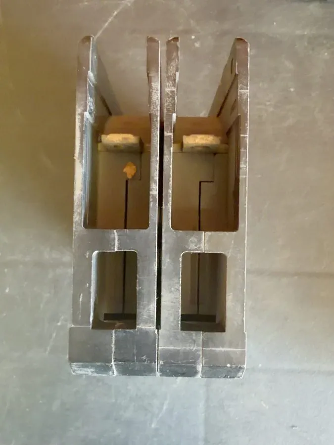 Автоматический выключатель SIEMENS ED22B050 50A 2-POLE 240V SENTRON ED2 MOLDED C — фото лота 2