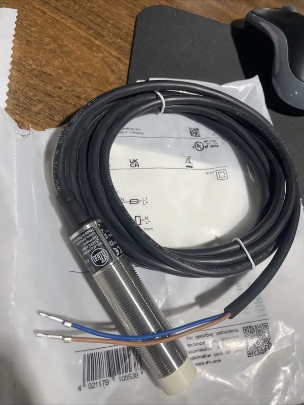 Датчик приближения ifm IG0307 Inductive Proximity Switch Sensor 8mm nf, 20...250 — фото лота 1