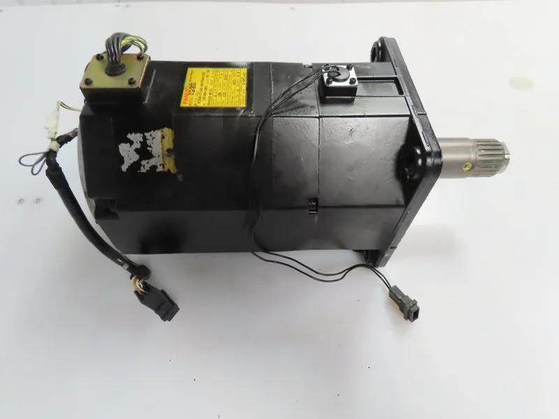 Серводвигатель Fanuc GE A06B-0142-B076#7000 a12/2000 AC Servo Motor 186 V 2.1 kW