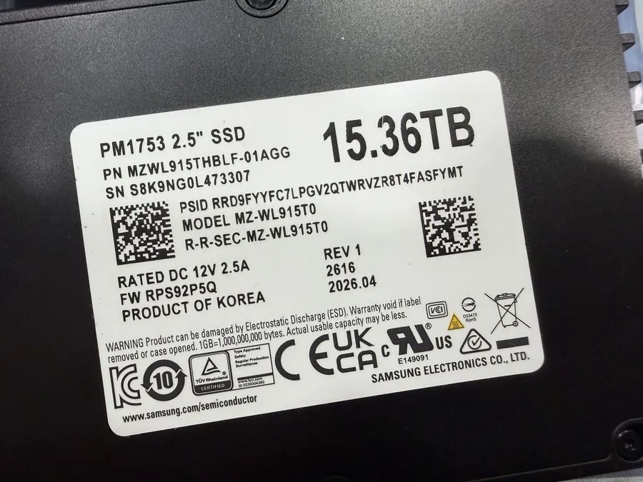SSD-накопитель Samsung PM1753 15.36TB SSD U.2 PCIe 5.0 NVME PCIE MZ-WL915T0 MZWL — фото лота 1