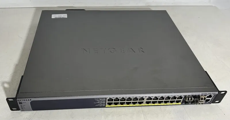 Коммутатор NetGear ProSafe GSM7228PS 24-Port Gigabit PoE Ethernet Switch