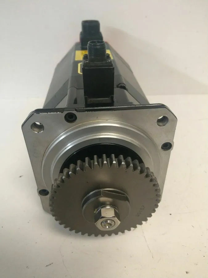 Серводвигатель REPAIRED FANUC A06B-0163-B175 AC SERVO MOTOR 1.8kW 3000RPM
