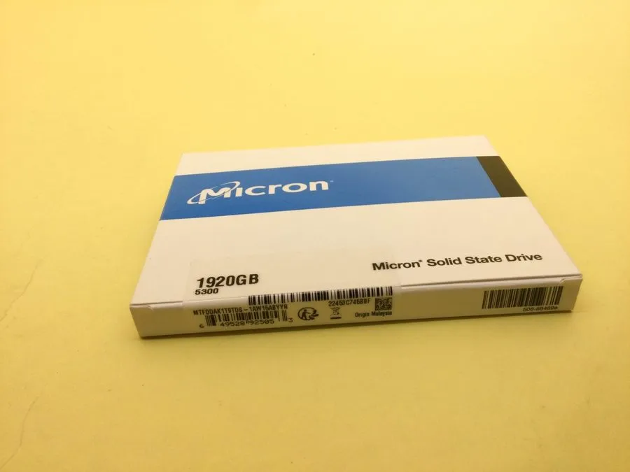 SSD-накопитель Micron 5300 PRO 1.92TB 2.5" SATA SSD MTFDDAK1T9TDS with low life 