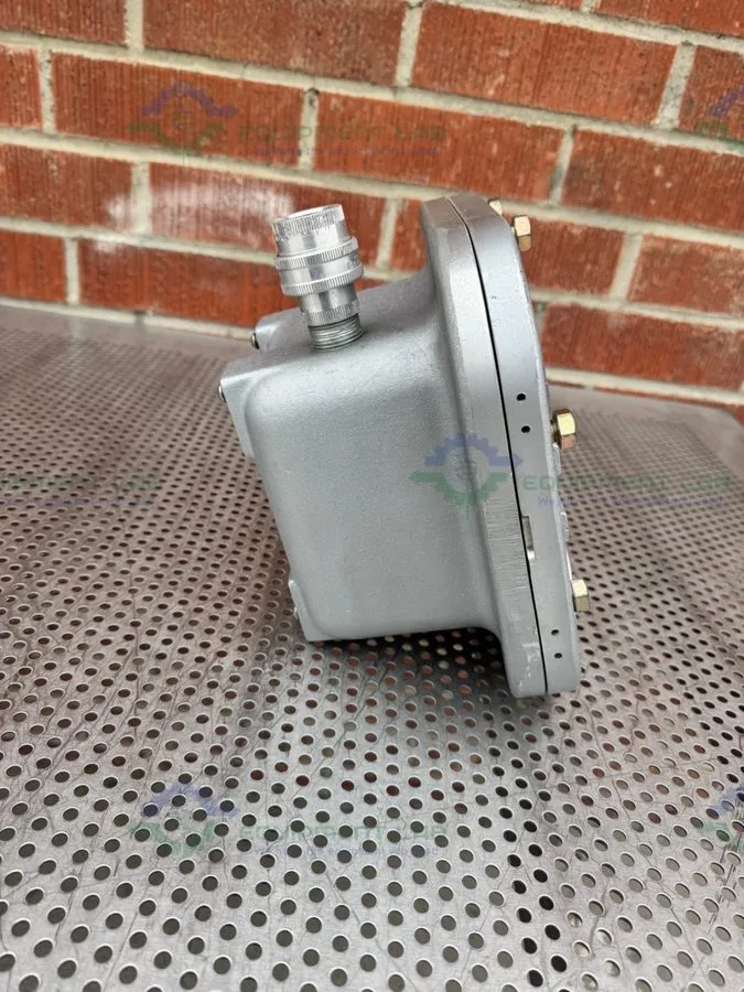 Монтажный шкаф Explosion Proof Enclosure EXB-664 N34 Killark SN 13222