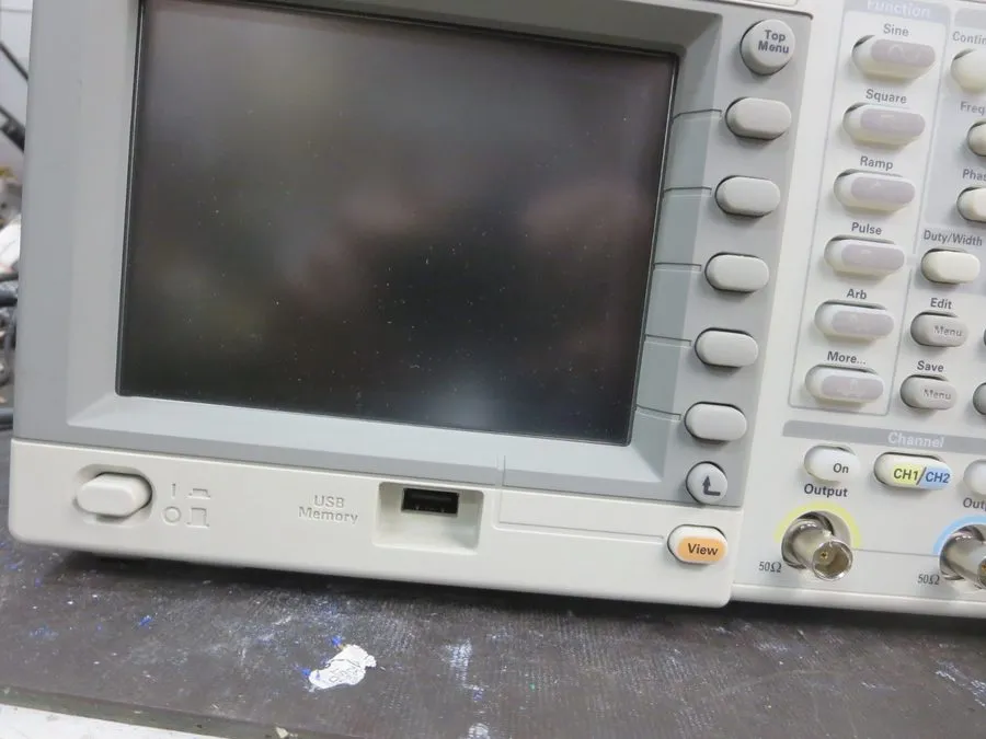 Осциллограф Tektronix DPO4034B Digital Phosphor Oscilloscope 350MHz, 4Ch, 2.5GS/