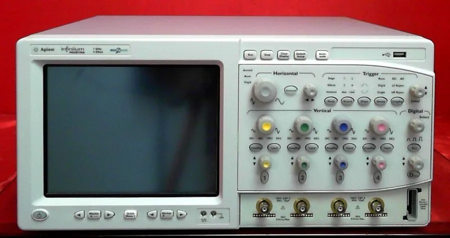 Осциллограф Keysight MSO8104A Infiniium Mixed Signal Oscilloscope 1Ghz 4GS/s, 12
