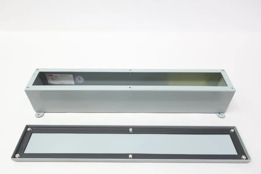Монтажный шкаф Hoffman F4424SC Steel Enclosure 24in X 4in X 4in