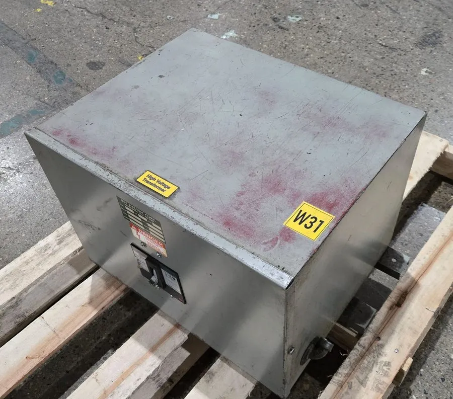 Автоматический выключатель GE TED134030 30A 3-Pole 480V AC E-Frame Circuit Break