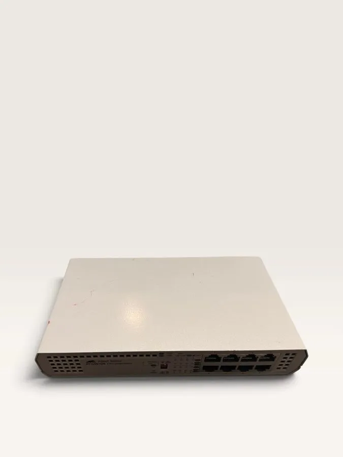 Коммутатор ALLIED TELESIS 8 PORT GIGABIT SWITCH Model: AT-GS910/8 [ 100-240VAC,  — фото лота 3
