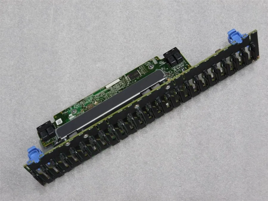 Бэкплейн DELL EMC POWEREDGE R7415 R7515 24 BAY SFF SERVER BACKPLANE K2Y8N7 58D2W