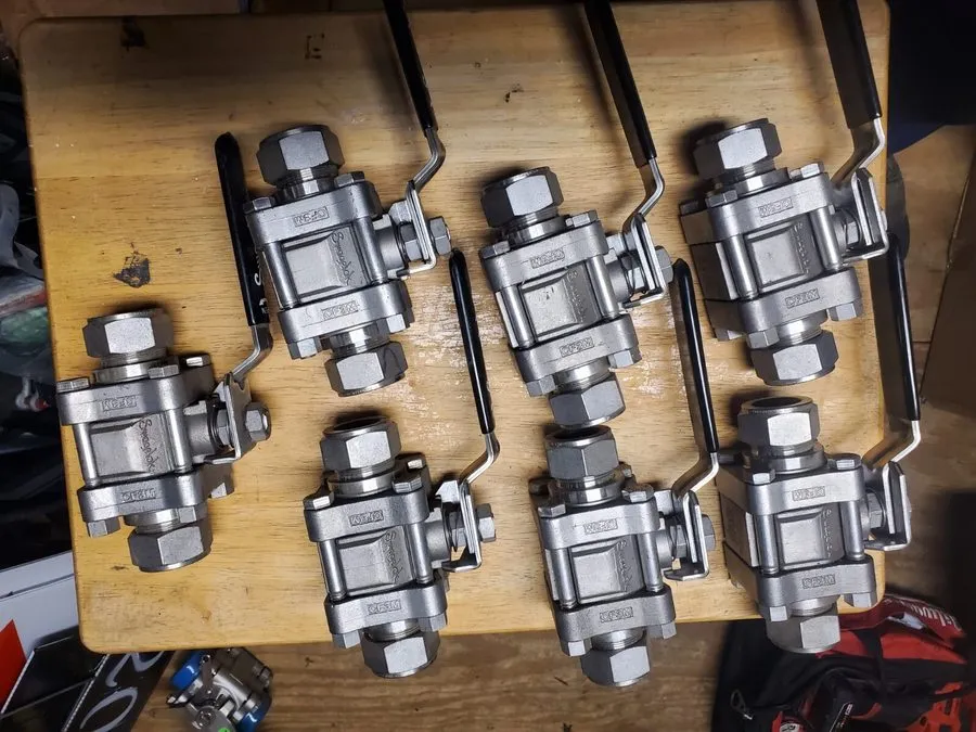 Клапан Swagelok SS-65TS16 Stainless Steel 60 Series Ball Valve — фото лота 1