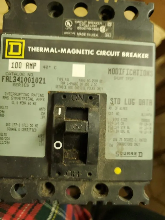 Автоматический выключатель SQUARE D FAL341001021 FAL 3P 480V 100 AMP SHUNT TRIP 