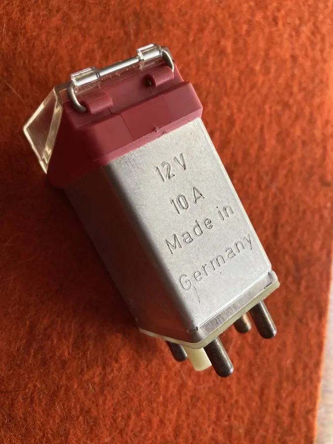 Реле защиты 2015400845, Mercedes W123 W124 W126 W201 Over Voltage Protection OVP
