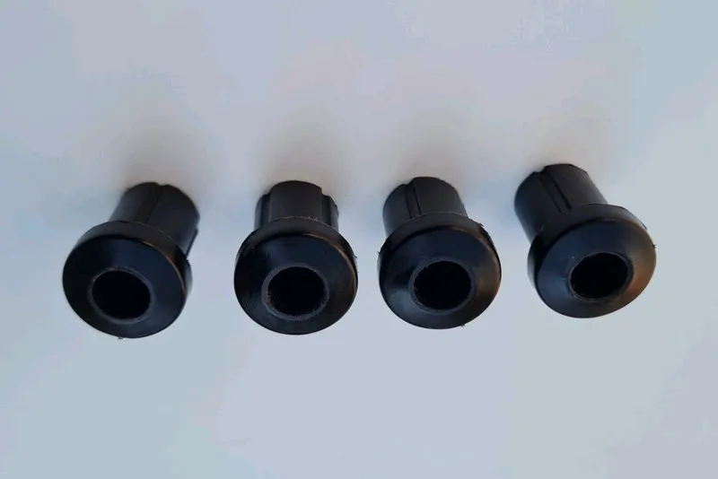Такелажная скоба Ford Escort MK1/MK2 Rear Spring Shackle Bushes X 4 Vehicle Set — фото лота 1