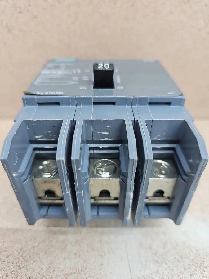 Автоматический выключатель SIMENS BQD BQD320 3 POLE 20 AMP 480V GRAY CIRCUIT BRE